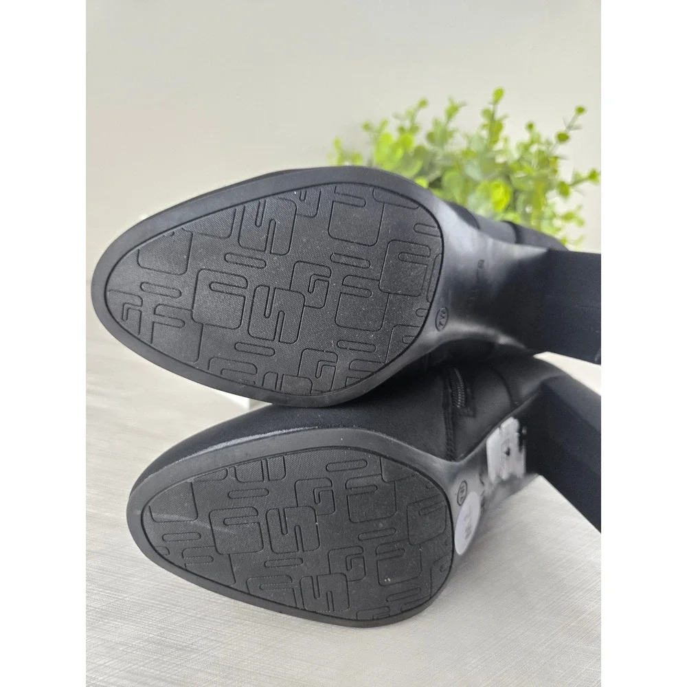 Unisa UNRAYRAY-R Womens Black Textile Buckle Block Heel Ankle Boots‎ Size 7W